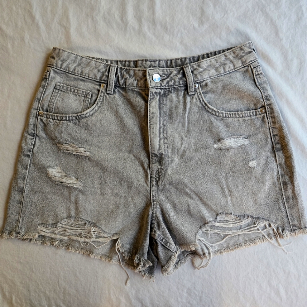 H&M Divided High Waist Grey Distressed Denim Shorts sz 12
